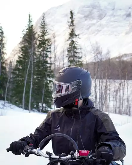 AMOQ Protean avattava kelkkakypärä sähkövisiirillä, musta - Kelkkakypärät - 645-23160200 - 2