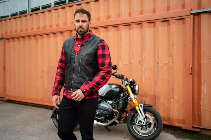 Halvarssons Nahkaliivi Vassbo, musta - MP Nahkatakit - 710-26020200 - 1