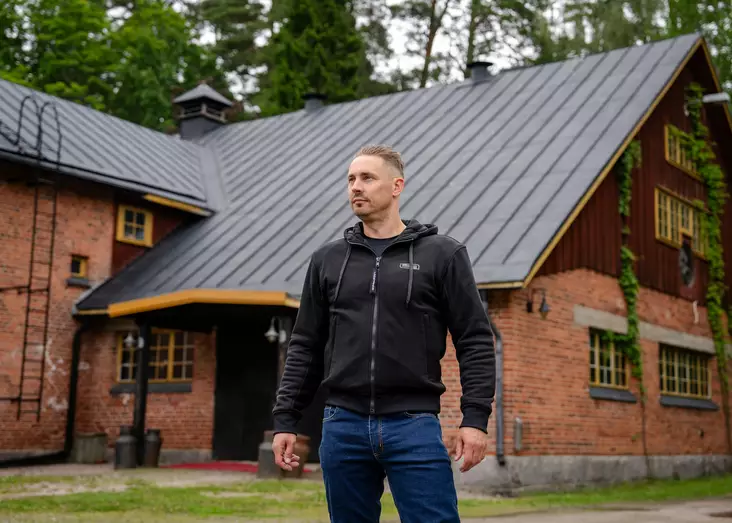 Lindstrands Tekstiilihuppari Oselbo, musta - MP Ajotakit - 720-26060200 - 1