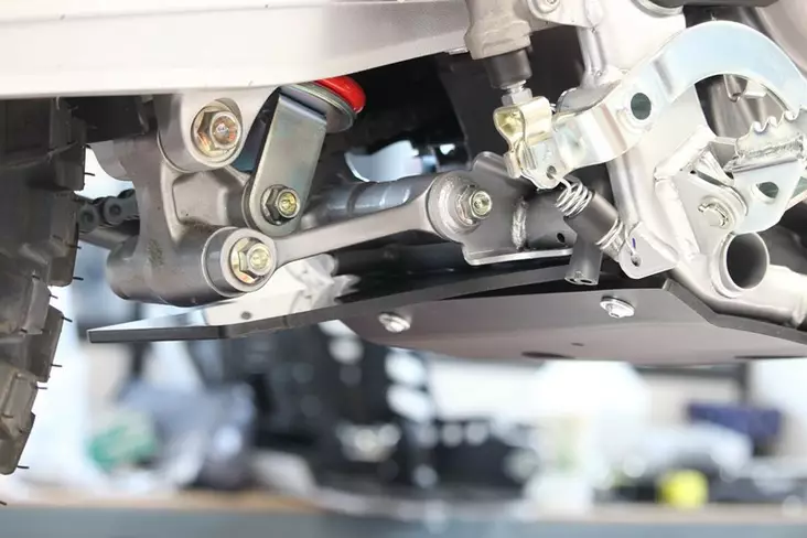 AXP Linkage guard plate Black Honda CRF300L-CRF300L RALLY 21 - Crossipyörän pohjapanssarit - 397-AX1610 - 1