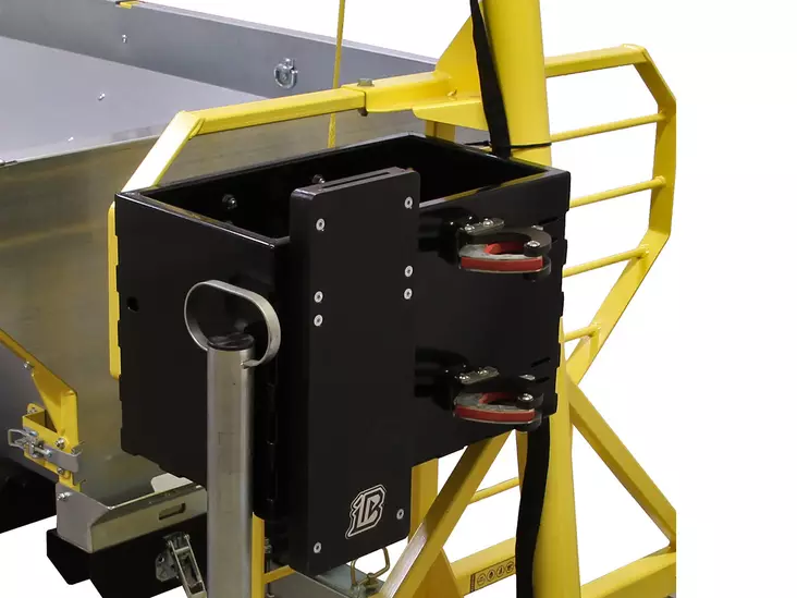 Tavarasäiliö moottorisahatelineellä Iron Baltic - Kärryjen tarvikkeet - 863000 - 1