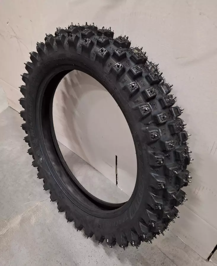 Michelin Tracker 110/100-18 M/C 64R TT 216, nastat - Crossipyörän renkaat - 25-173362-1 - 1