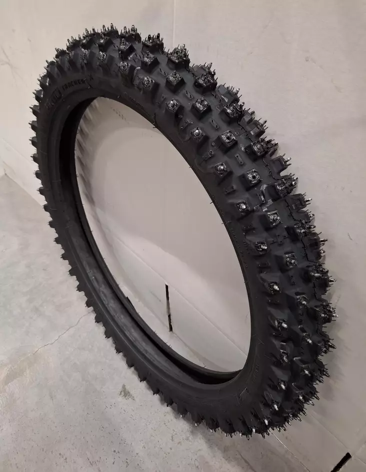 Michelin Tracker 80/100-21 M/C 51R TT 276, nastat - Crossipyörän renkaat - 25-691556-1 - 1