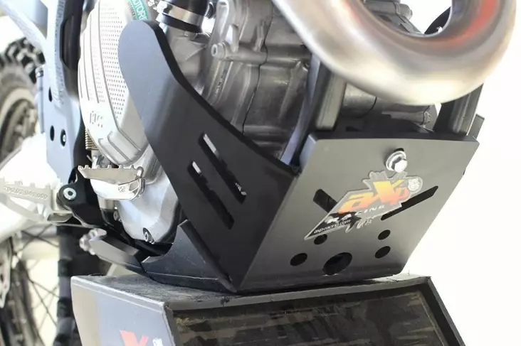 AXP Xtrem pohjapanssari KTM/Husqvarna 2019 - Crossipyörän pohjapanssarit - 397-AX1502 - 1