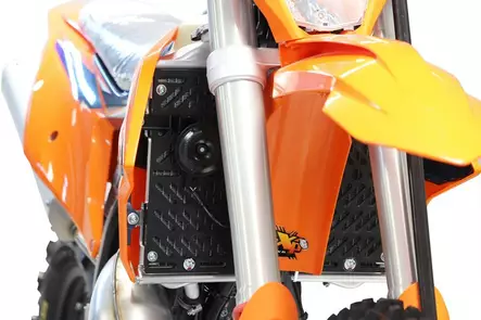 AXP Xtrem jäähdyttimensuoja Black KTM 300EXC-300EXC TPI 17-22 - Crossipyörän jäähdytinsuojat - 397-AX1593 - 2