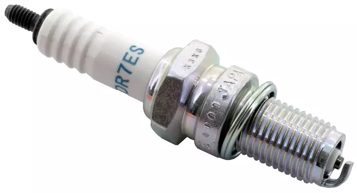 NGK sytytystulppa DR7ES - Sytytystulpat - 13-3123 - 2