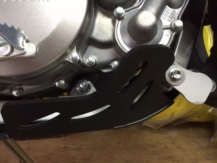 AXP pohjapanssari Black Yamaha YZ250 05-19, WR250 16-19 - Crossipyörän pohjapanssarit - 397-AX1044 - 1