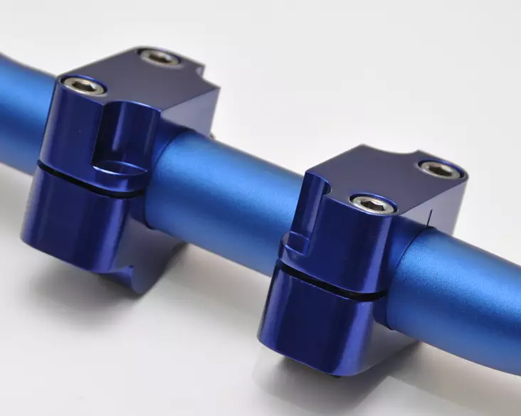 Psychic Kiinnikkeet 28,6mm Blue - Ohjaustangot ja kahvatupit - 38-0033-4 - 1