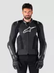 MP- nahkatakki Alpinestars Missile v3, musta/valkoinen
- - - 1