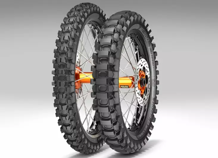 METZELER MC360 mid hard 110/100 - 18 M/C 64M MST R - Crossipyörän renkaat - 34-27625 - 1