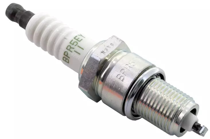 NGK sytytystulppa BPR5EY-11 - Sytytystulpat - 13-3028 - 2