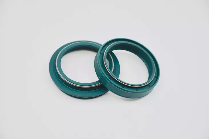 SKF Etuhaarukan öljy- ja pölytiivisteet 40 mm. - MARZOCCHI - Crossipyörän öljytiivisteet - 220-G40M - 1